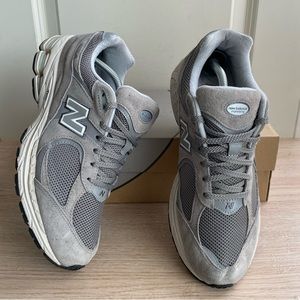 New Balance 2002R Marblehead/Grey Men Sneakers - SZ 10.5